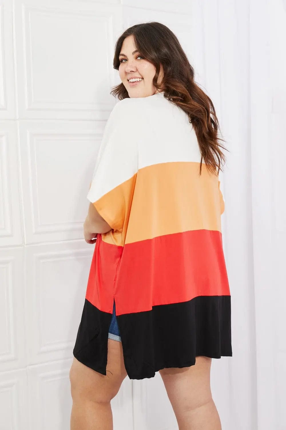 Culture Code Full Size Color Block Short Sleeve Cardigan  24.00 MPGD Corp Merchandise